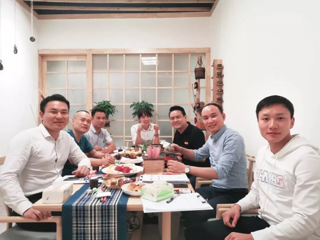 工程、材料中心管理層“裸心會”丨茶短情長，一場來自心靈的對話！